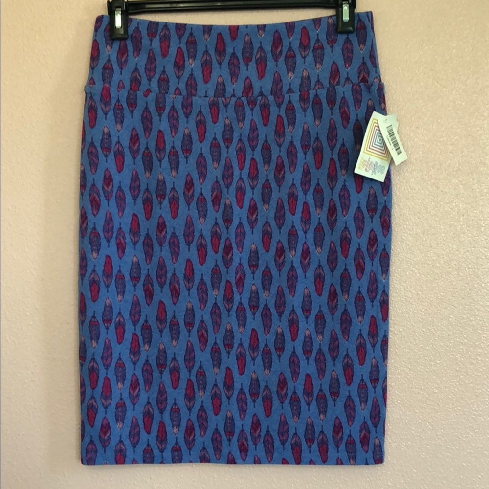 NWT LuLaRoe Cassie Skirt, Watercolor Feathers